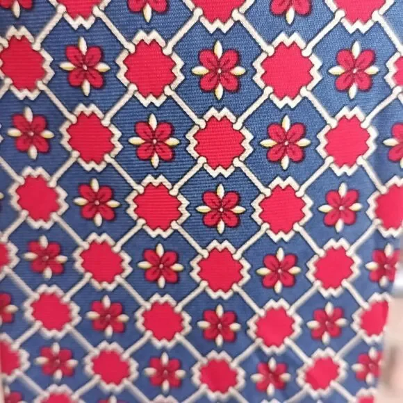 Paolo Gucci Italy made 100% silk tie - Picture 6 of 6